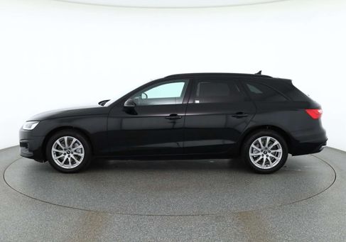 Audi A4, 2022