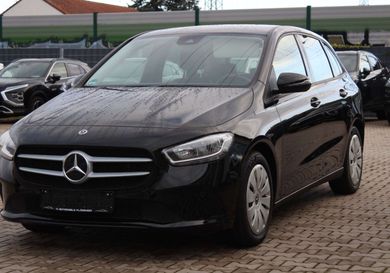 Mercedes-Benz B 250, 2022