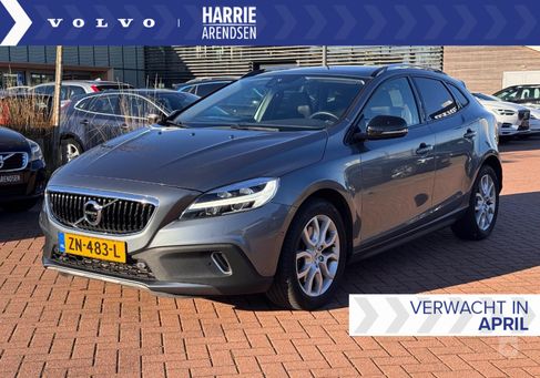 Volvo V40 Cross Country, 2019