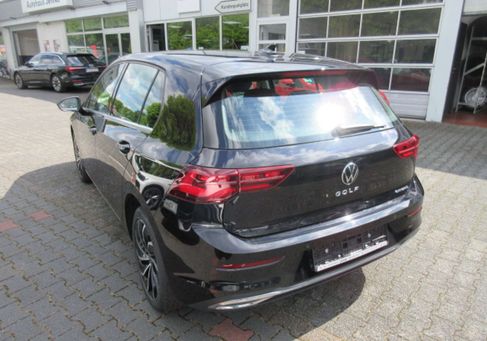 Volkswagen Golf, 2022 3