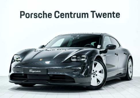 Porsche Taycan, 2023