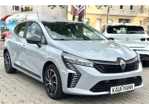 Renault Clio, 2024 3