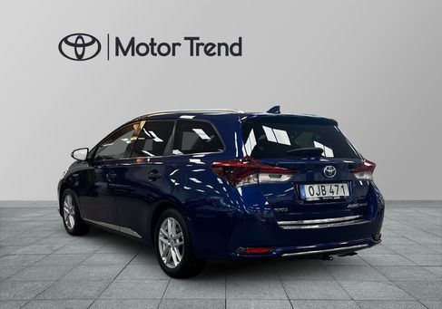 Toyota Auris Touring Sports, 2016