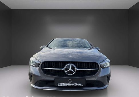 Mercedes-Benz B 200, 2025