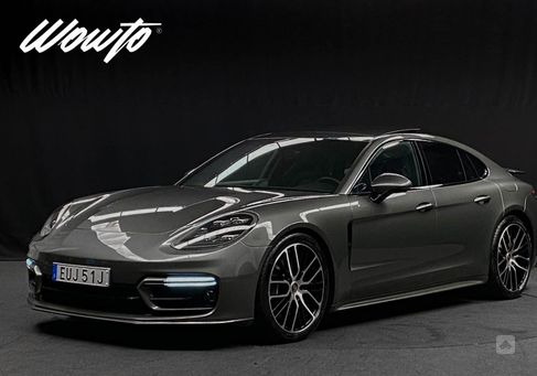 Porsche Panamera, 2023