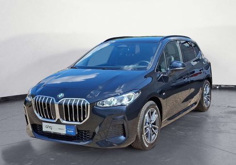 BMW 220, 2025 2