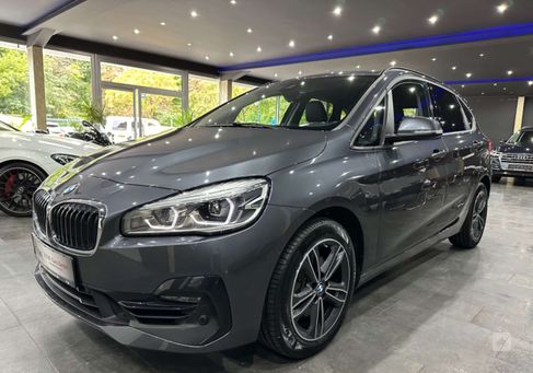 BMW 220, 2021