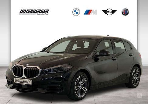 BMW 120, 2021