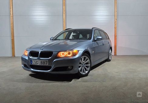 BMW 320, 2011