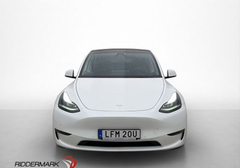 Tesla Model Y, 2022