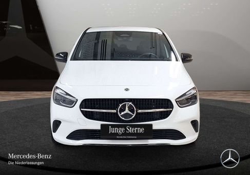 Mercedes-Benz B 200, 2025