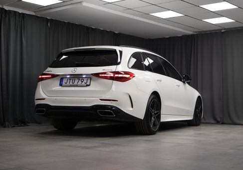 Mercedes-Benz C 220, 2026