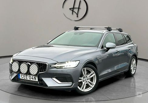 Volvo V60, 2021