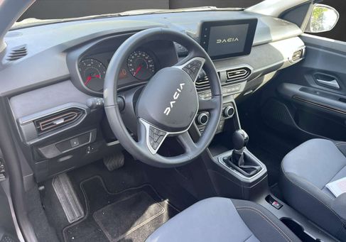 Dacia Sandero, 2025 3
