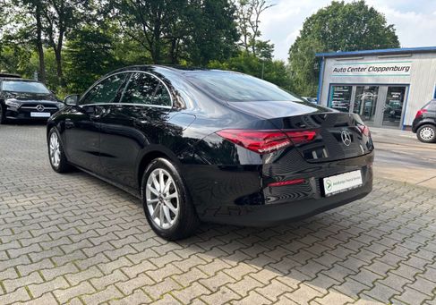 Mercedes-Benz CLA 200, 2022