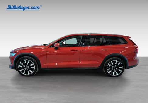 Volvo V60 Cross Country, 2024