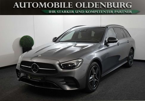 Mercedes-Benz E 300, 2022 3