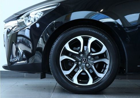 Mazda 2, 2016