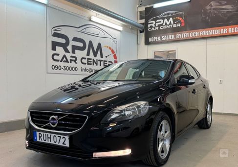 Volvo V40, 2015