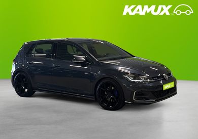 Volkswagen Golf, 2020