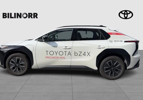 Toyota bZ4X, 2025