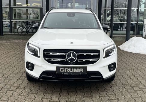 Mercedes-Benz GLB 200, 2021