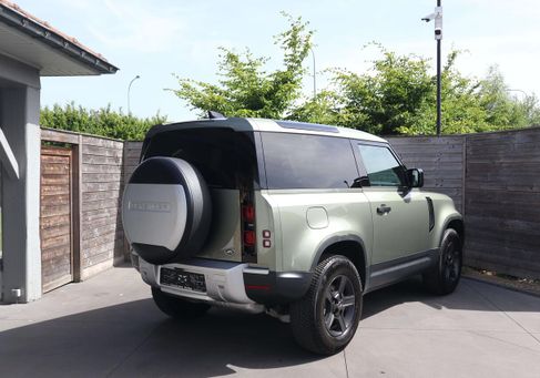 Land Rover Defender, 2021
