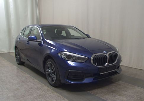 BMW 120, 2022