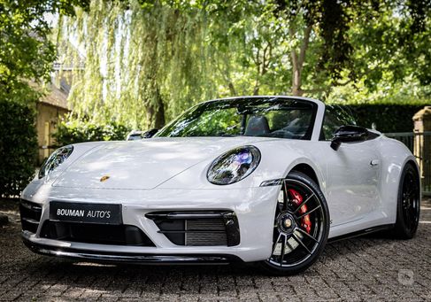 Porsche 992, 2022