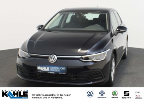 Volkswagen Golf, 2022