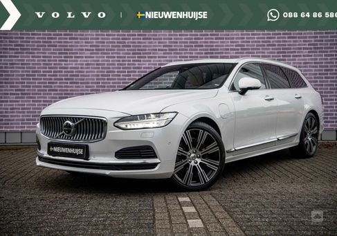 Volvo V90, 2022