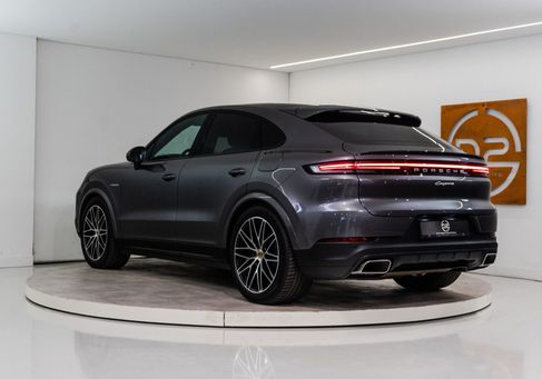 Porsche Cayenne, 2024