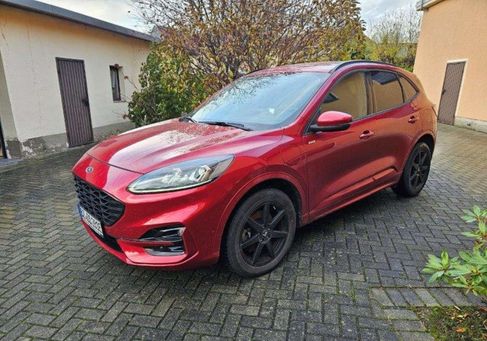Ford Kuga, 2021