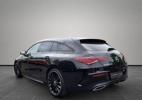 Mercedes-Benz CLA 200, 2021