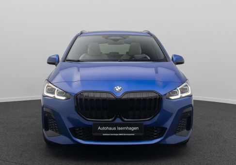 BMW 220, 2023