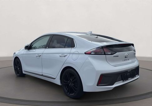 Hyundai IONIQ, 2021 3