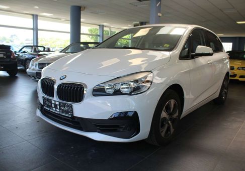BMW 216, 2020