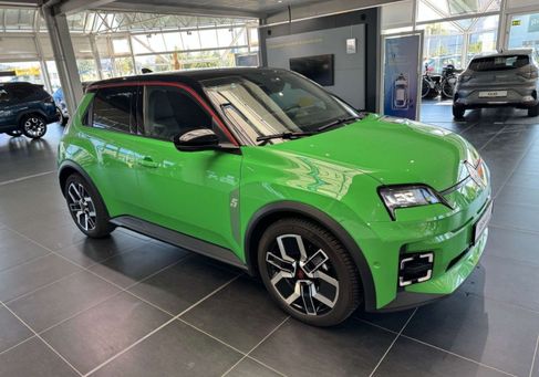 Renault R 5, 2025