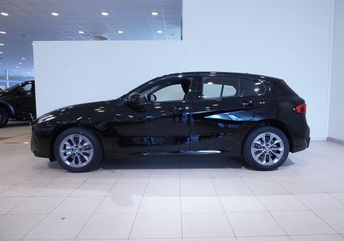 BMW 120, 2026 3
