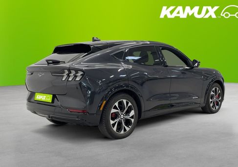 Ford Mustang Mach-E, 2021