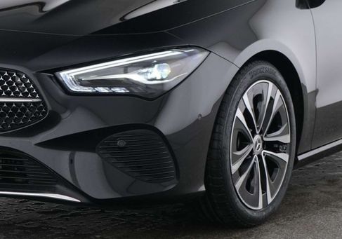 Mercedes-Benz CLA 180, 2025