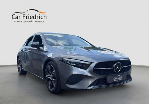 Mercedes-Benz A 200, 2023