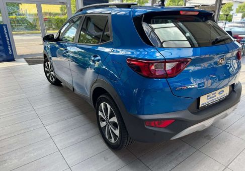 Kia Stonic, 2021
