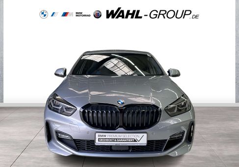 BMW 118, 2023