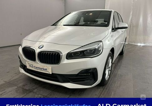BMW 216, 2021