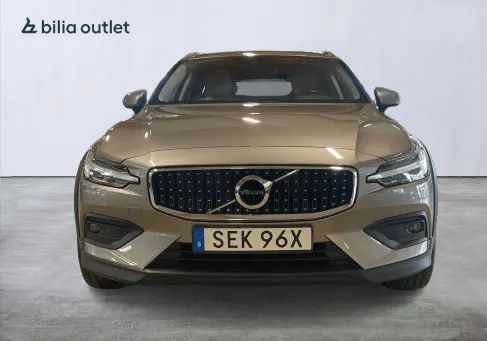 Volvo V60 Cross Country, 2021