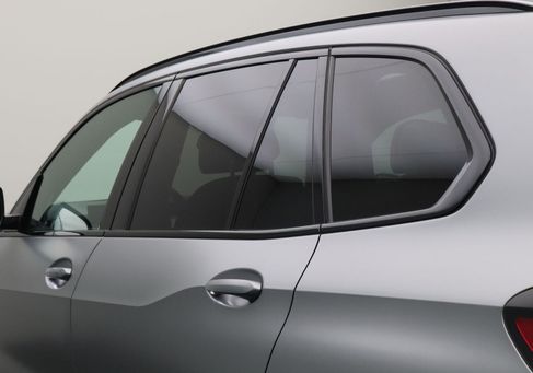 BMW X5, 2025