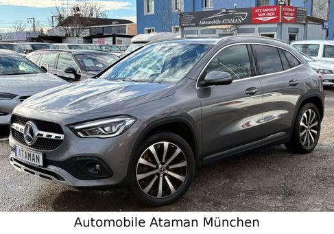 Mercedes-Benz GLA 200, 2020