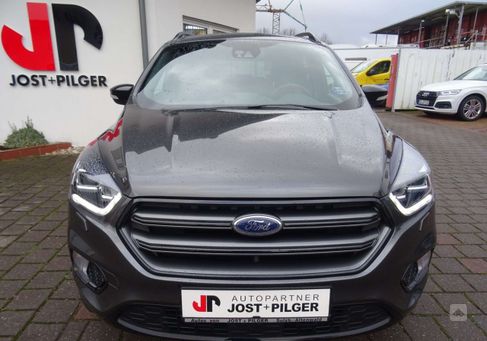 Ford Kuga, 2019