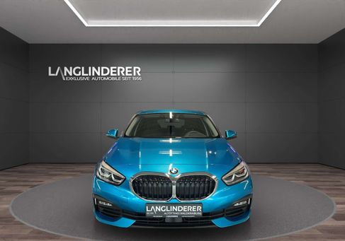 BMW 120, 2023